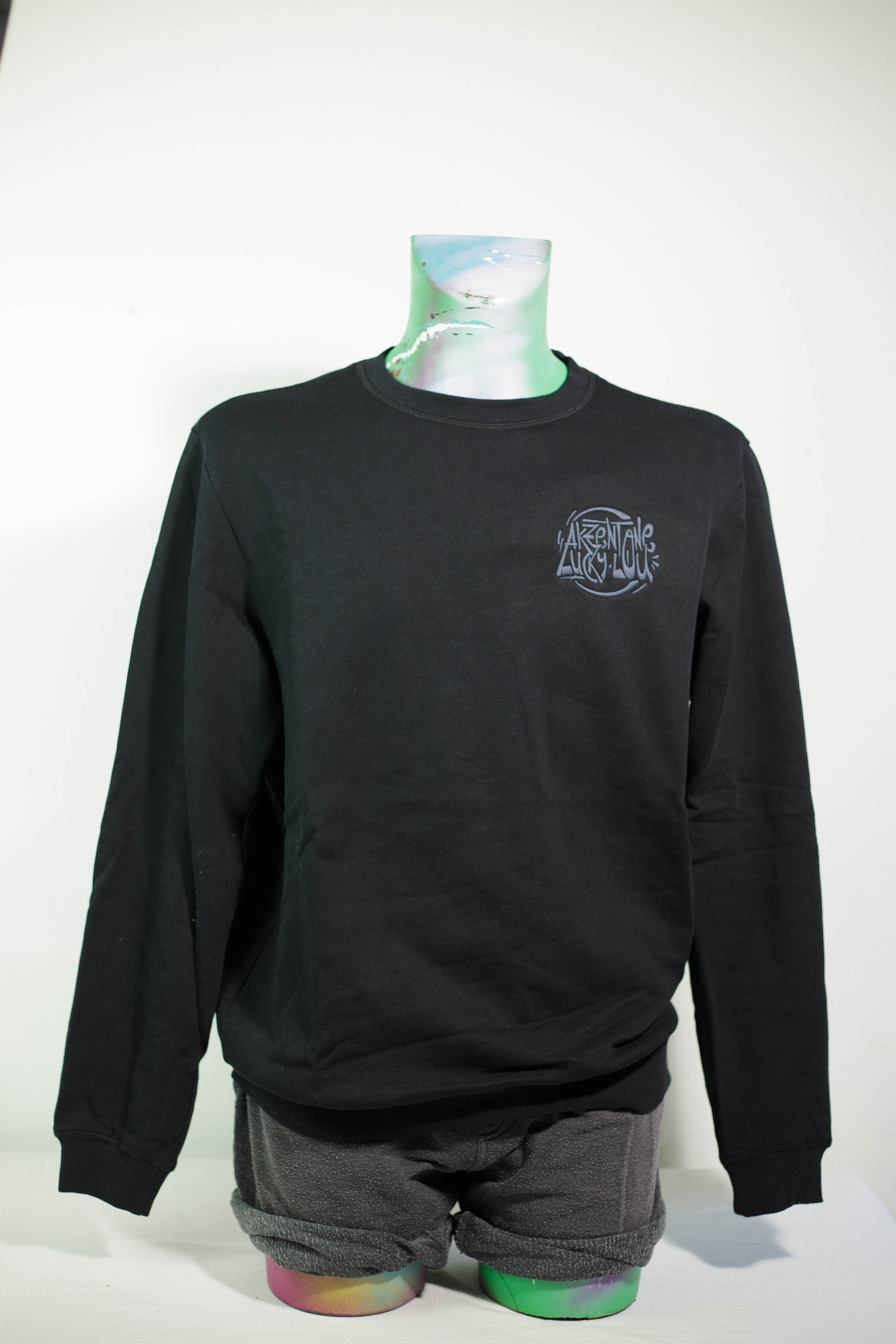 068290 Bio O-Neck Sweatshirt Schwarz .jpg