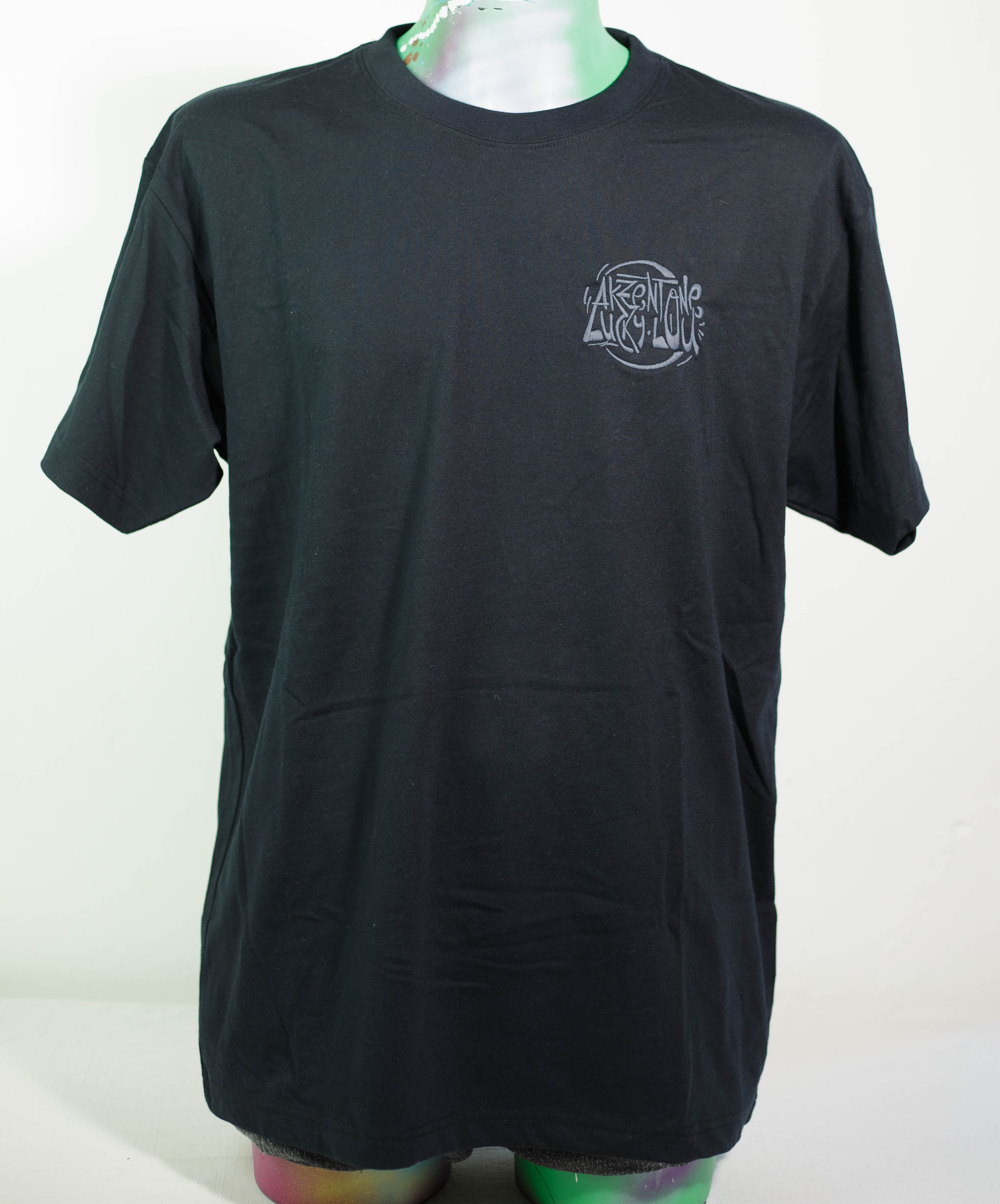 tshirt -300 - schwarz - women.jpg