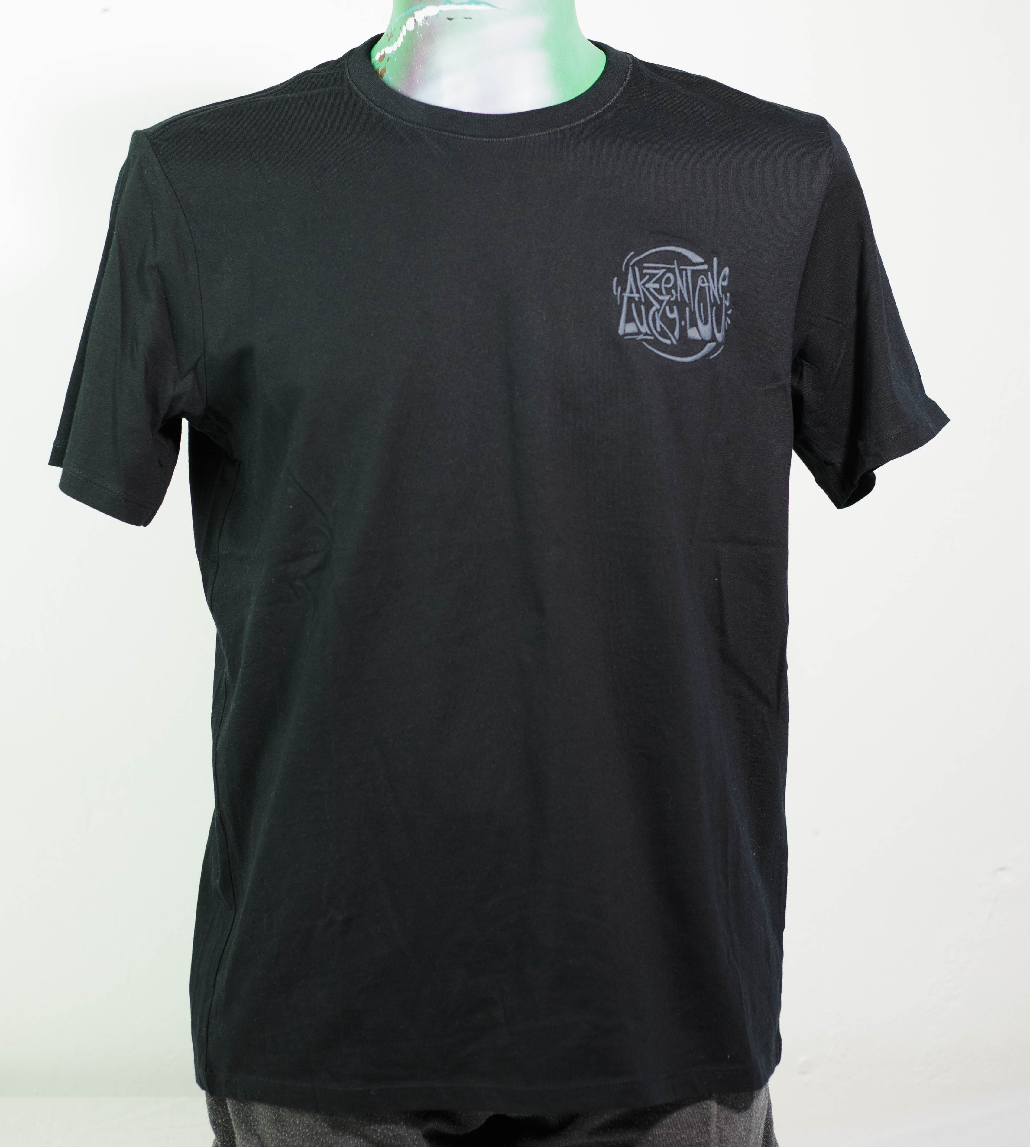 tshirt - 552 -schwarz -uni.jpg